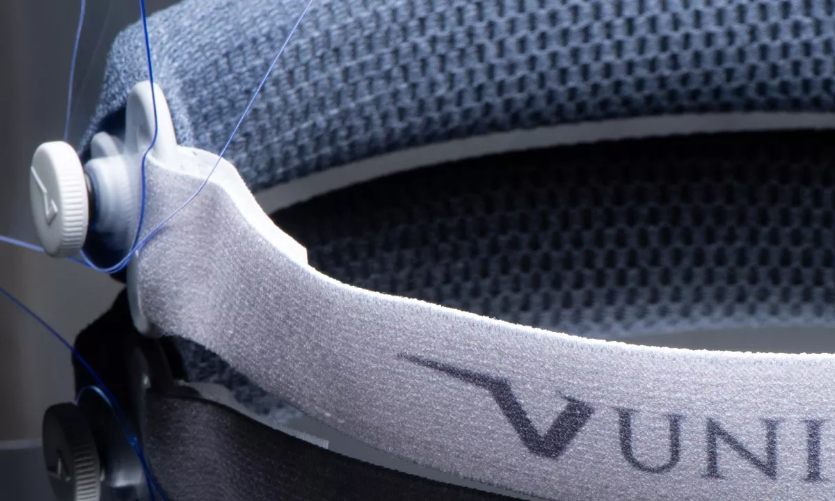 UNIVET 701.01 protective shield for loupes